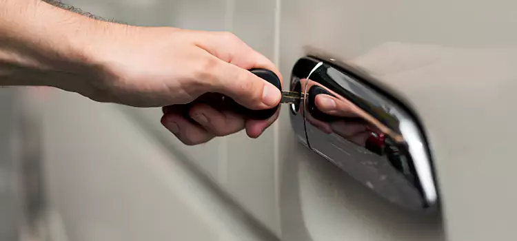 Why Choose Our Auto Locksmith Team in Grove City, OH?